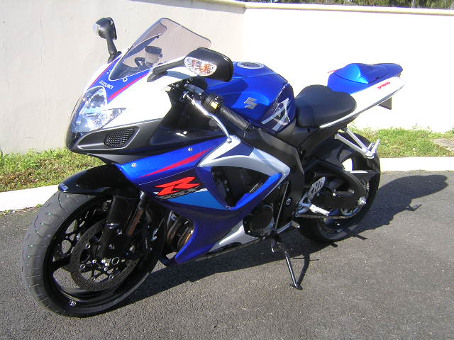 [Image: gsxrk7003.jpg]