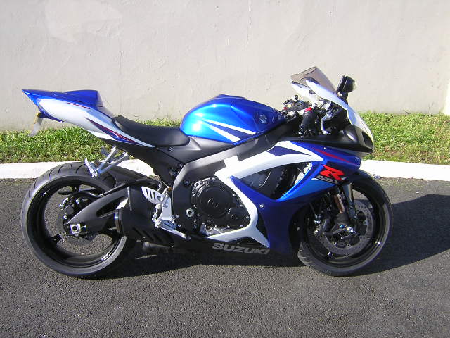 [Image: gsxrk7009.jpg]